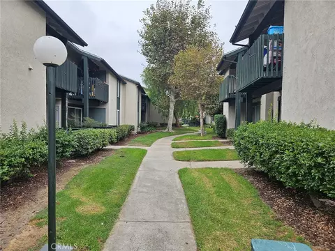 23240 Orange Ave #2, Lake Forest, CA 92630