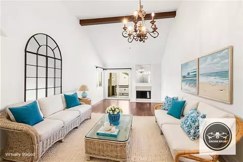 430 Lake St #304, Huntington Beach, CA 92648