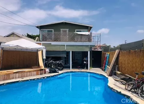 2238 Walnut Ave, Signal Hill, CA 90755