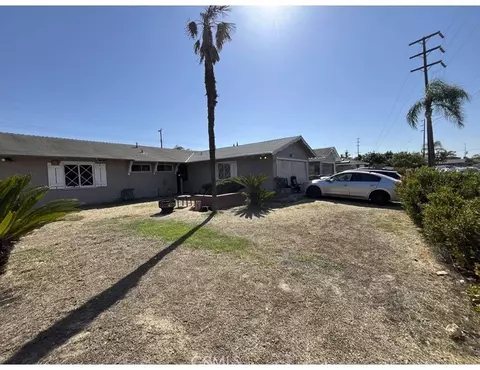 2924 W Mcfadden Ave, Santa Ana, CA 92704