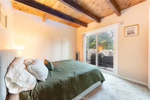 Bedroom - 23804 Lakeview Dr, Crestline, CA 92325 photo 12 of 12