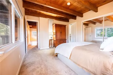 Bedroom - 23804 Lakeview Dr, Crestline, CA 92325 photo 6 of 12