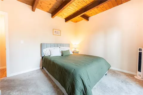 Bedroom - 23804 Lakeview Dr, Crestline, CA 92325 photo 10 of 12
