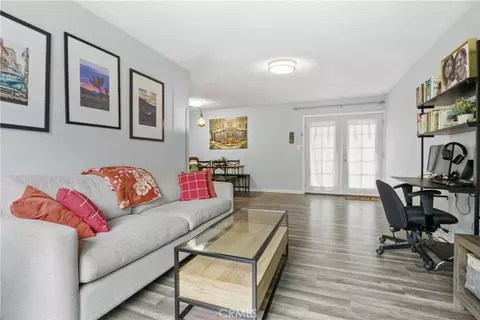 611 S Orange Ave #10, Santa Ana, CA 92701