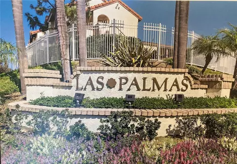 23301 La Crescenta, Mission Viejo, CA 92691