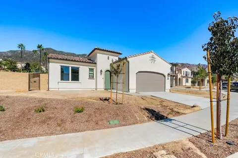749 Via Arezzo Pl, Altadena, CA 91001