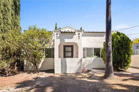 1379 Elizabeth St, Pasadena, CA 91104