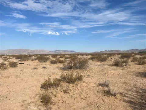 0 N Side Rd, Lucerne Valley, CA 92356