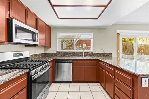 12011 Quantico Dr, Riverside, CA 92505 photo 22