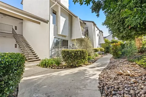 7506 Parkway Dr #104, La Mesa, CA 91942