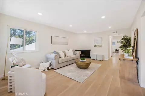 336 E Briardale Ave #3, Orange, CA 92865