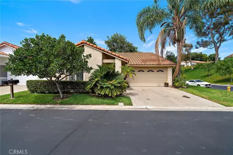 27748 Via Sarasate, Mission Viejo, CA 92692