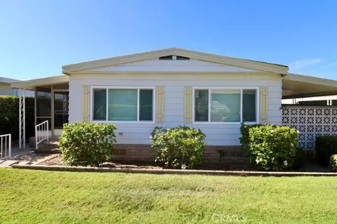 16959 Lake Knoll Ln #109, Yorba Linda, CA 92886