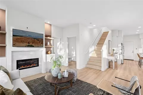 164 Harringay, Irvine, CA 92618