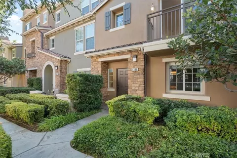 6386 Delgado Ln, Eastvale, CA 91752