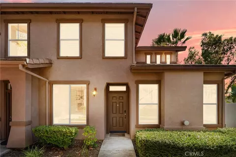 39 Red Bud, Aliso Viejo, CA 92656