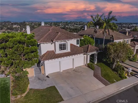 26742 Bridlewood Dr, Laguna Hills, CA 92653