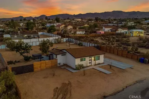 View/Area - 61853 Grand View Cir, Joshua Tree, CA 92252 photo 1 of 15