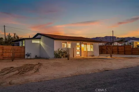 Exterior - 61853 Grand View Cir, Joshua Tree, CA 92252 photo 3 of 22