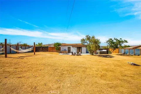 Exterior - 61853 Grand View Cir, Joshua Tree, CA 92252 photo 15 of 22