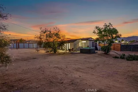 Exterior - 61853 Grand View Cir, Joshua Tree, CA 92252 photo 5 of 22