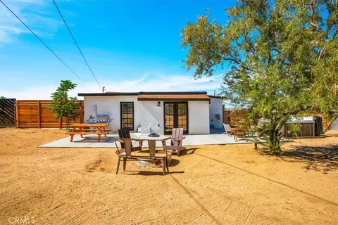 Exterior - 61853 Grand View Cir, Joshua Tree, CA 92252 photo 20 of 22