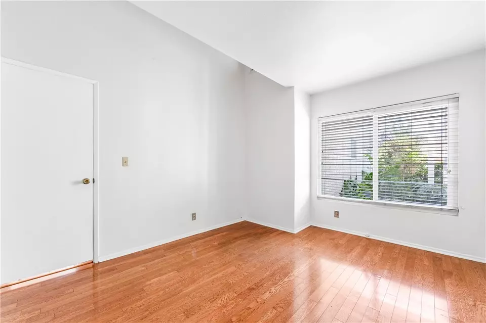 Bedroom - 15946 Clarendon St, Fountain Valley, CA 92708 photo 1 of 10