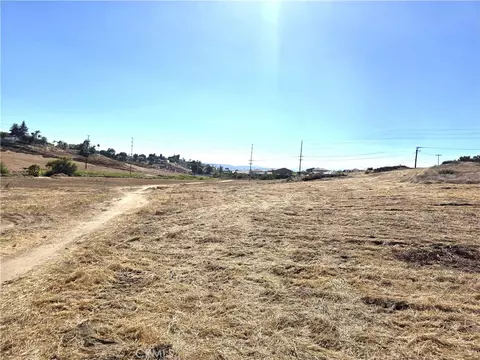 30925 Nicolas Rd, Temecula, CA 92591 photo 19
