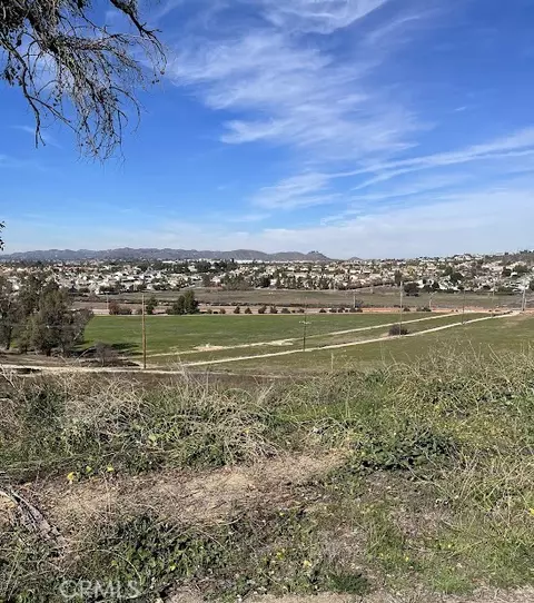 30925 Nicolas Rd, Temecula, CA 92591