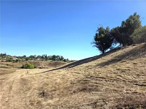30925 Nicolas Rd, Temecula, CA 92591 photo 23