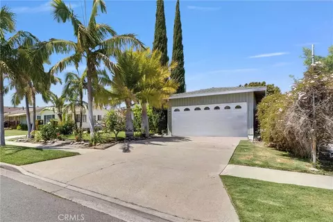 4301 Howard Ave, Los Alamitos, CA 90720