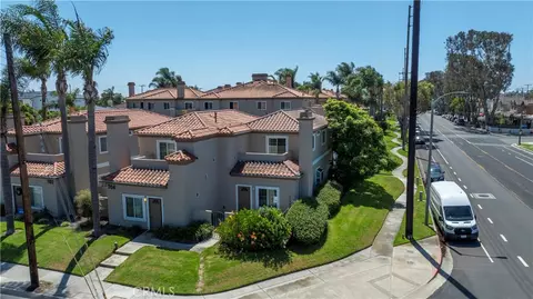 704 Lake St #61, Huntington Beach, CA 92648