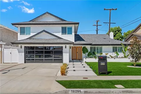 16261 Angler Ln, Huntington Beach, CA 92647