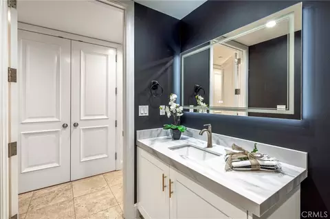 Bath - 3072 Scholarship, Irvine, CA 92612 photo 5 of 6