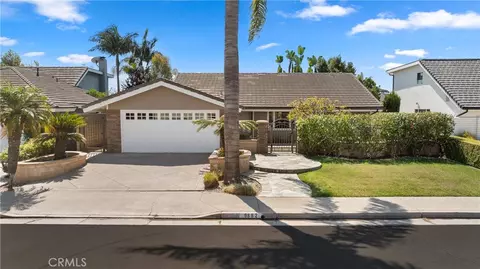 9882 Cornerbrook Dr, Huntington Beach, CA 92646
