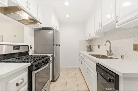 660 S Glassell St #84, Orange, CA 92866