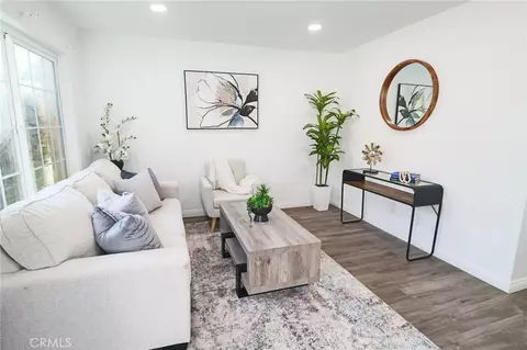1602 N King St #E1, Santa Ana, CA 92706