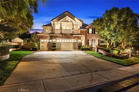 7 Knotty Oak Cir, Coto De Caza, CA 92679