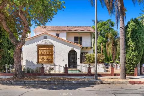 795 Gladys Ave, Long Beach, CA 90804