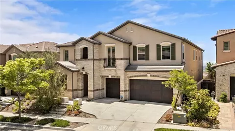 1062 Summit Oak Dr, Trabuco Canyon, CA 92679