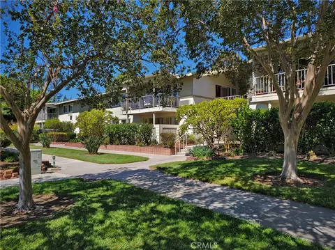 224 Avenida Majorca #A, Laguna Woods, CA 92637