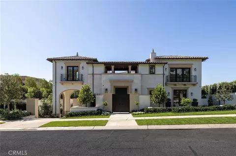 18 Swimmers Pt, Newport Coast, CA 92657