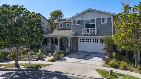 907 Heron Cir, Seal Beach, CA 90740