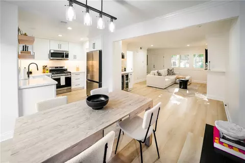 5 Sand Dollar Ct #16, Newport Beach, CA 92663