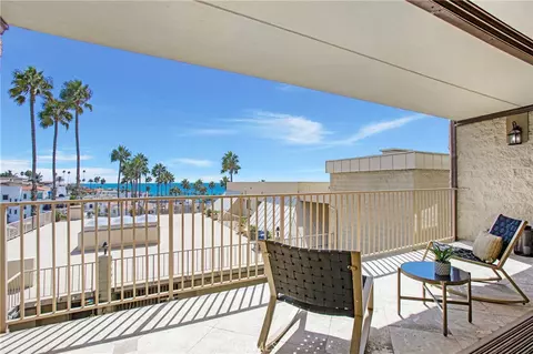 405 Avenida Granada #202, San Clemente, CA 92672