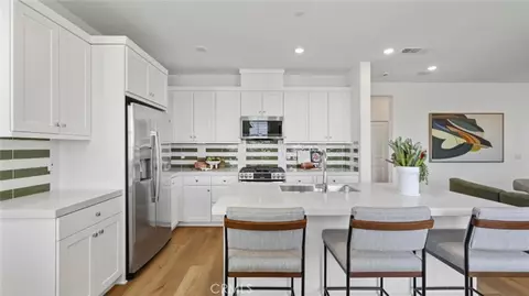 356 Proctor, Irvine, CA 92618
