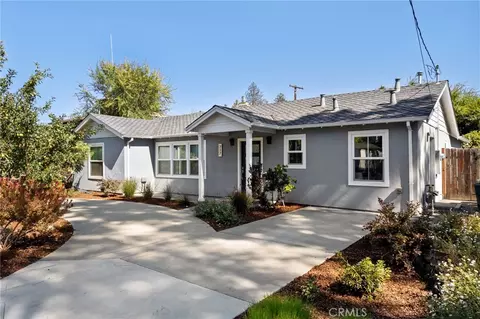 717 Los Robles Ave, Palo Alto, CA 94306