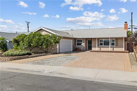 17391 Meer Cir, Huntington Beach, CA 92647