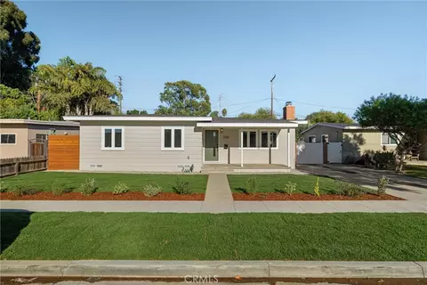 2360 Fanwood, Long Beach, CA 90815