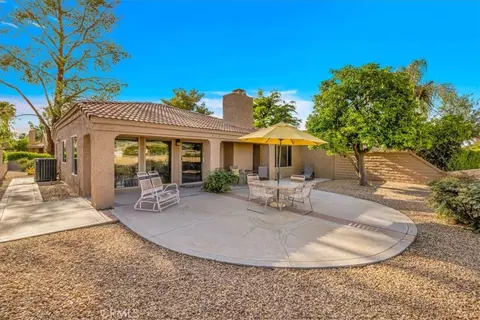 44069 Chamonix Ct, Palm Desert, CA 92260